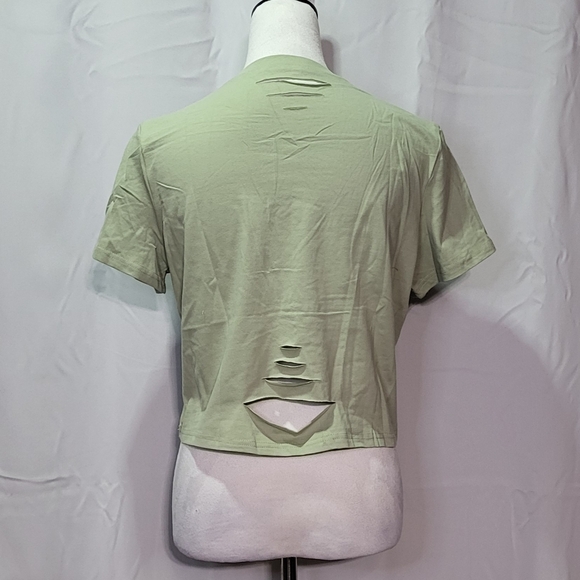 Women's NWOT Green Sun & Moon Distressed Graphic Cropped T-Shirt Size XL - Picture 7 of 7